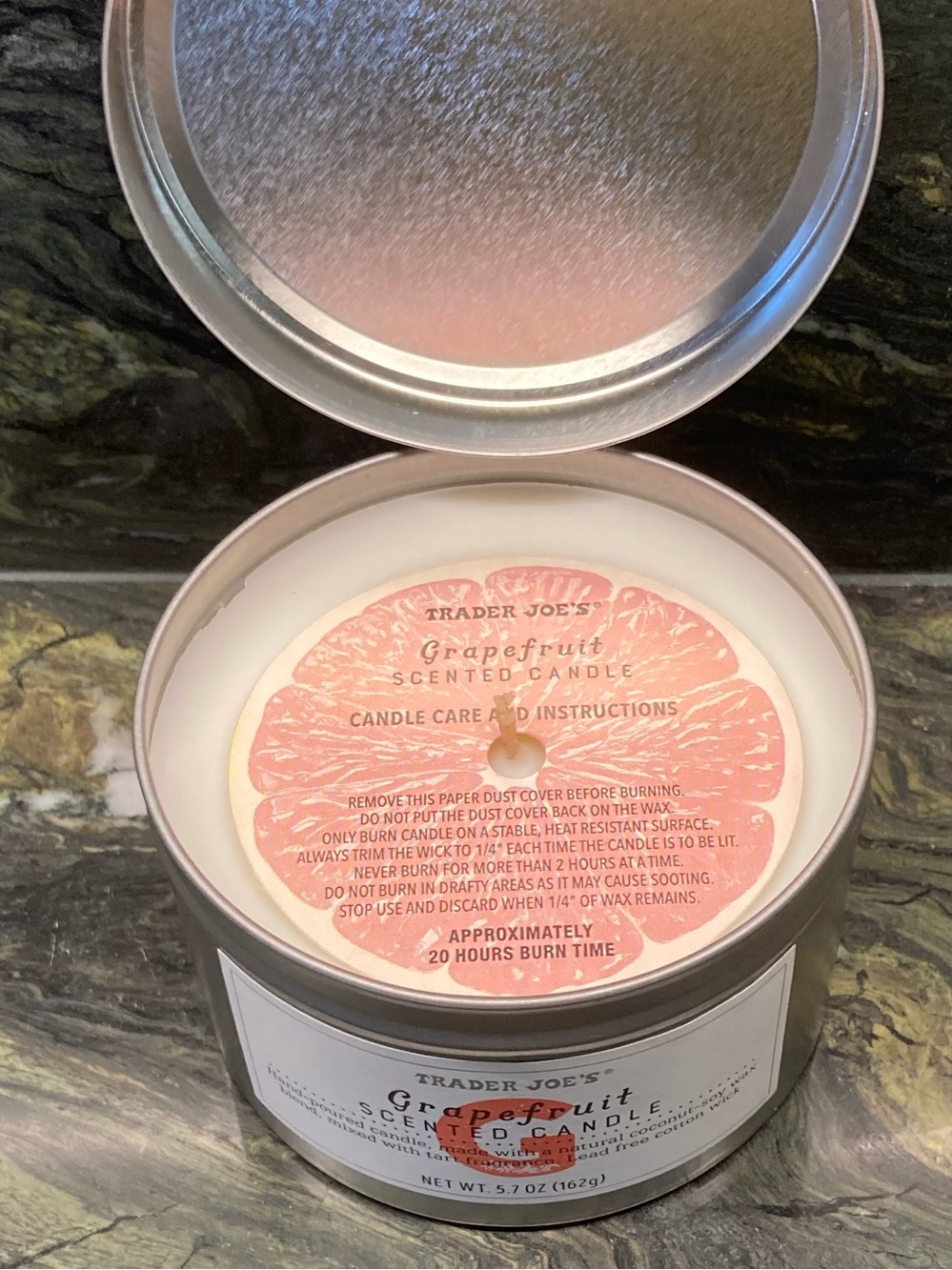 Trader Joe’s Grapefruit Scented Candle Silver Tin New